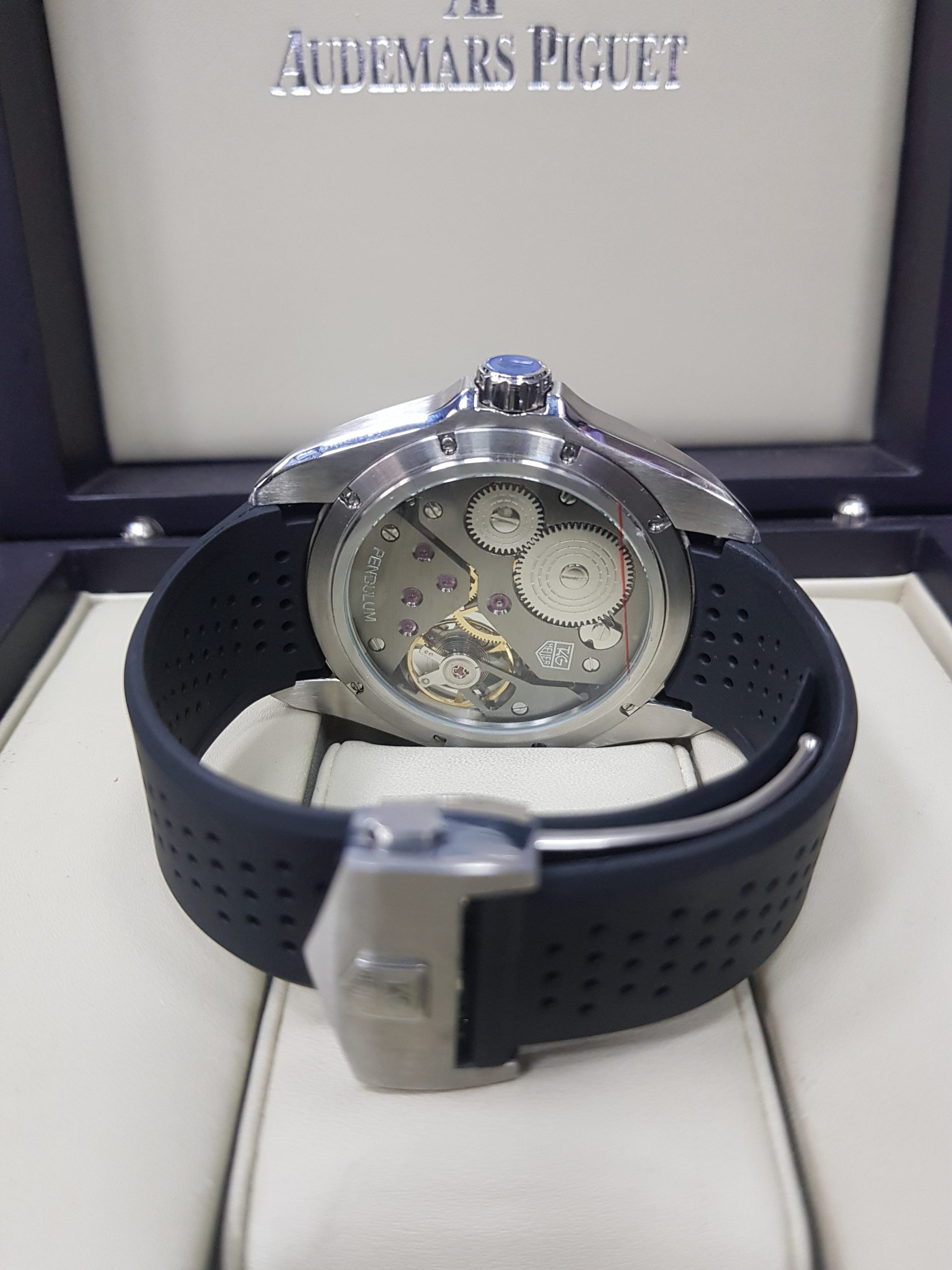 Tag Heuer Carrera Pendulum