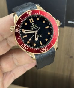 Omega Seamaster Diver